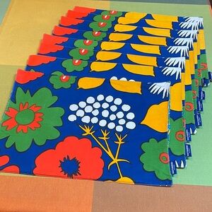 Marimekko for Target Kukkatori Placemats 8 - like new